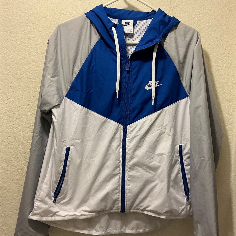 Nike Women’s Windrunner Training Jacket White Blu… - image 3